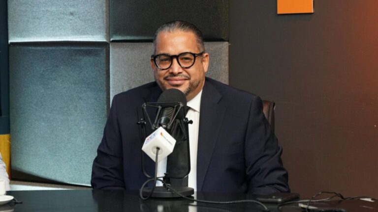 46460-julio-horton-advierte-que-republica-dominicana-necesita-un-cambio-de-modelo-economico-1200x675