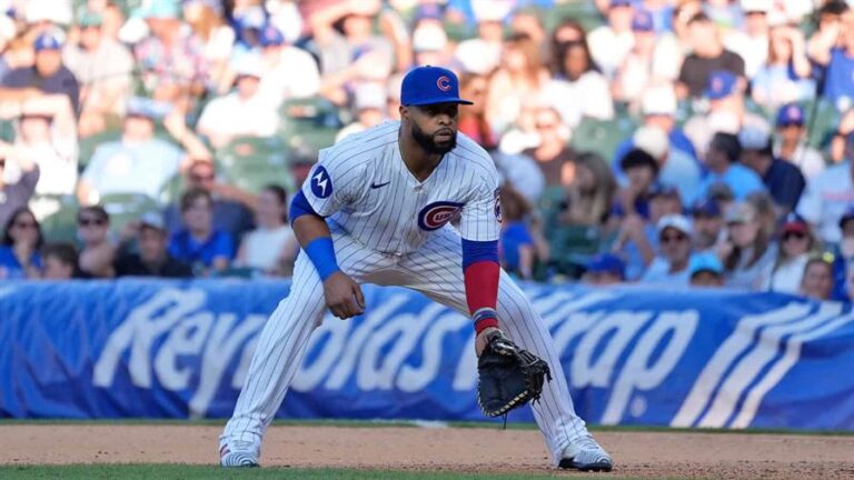 46847-santana-brayan-bello-y-yainer-diaz-se-suman-al-roster-dominicano-para-el-clasico-mundial