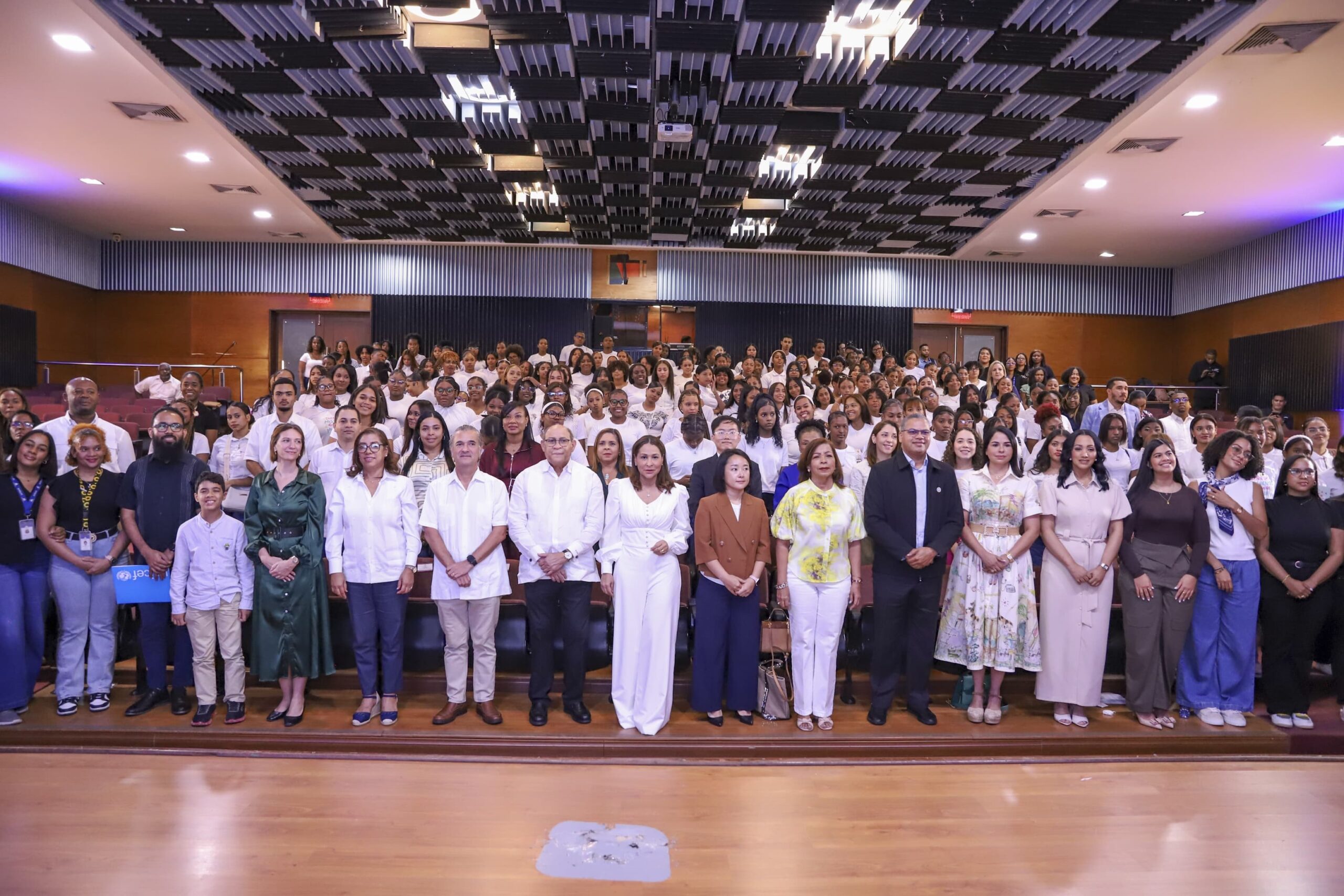 138d12ab-1eb4-4773-a9d6-f35671d63204