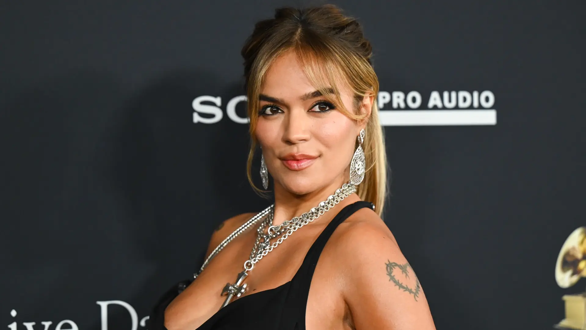 697f101869d0d1-92011612