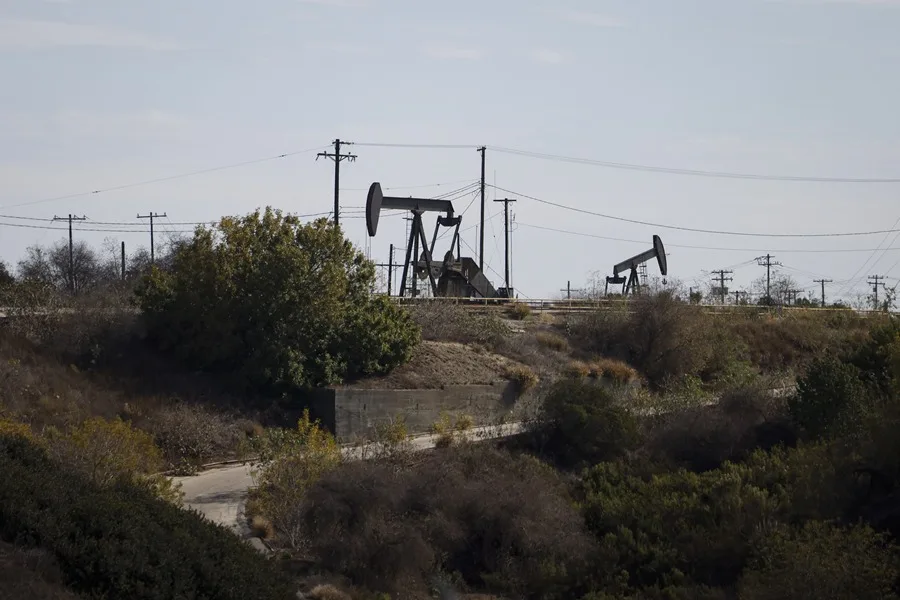 el-petroleo-de-texas-sube-un-6,74-%-respecto-a-su-ultimo-cierre-tras-los-ataques-a-iran