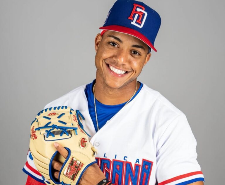 jeremy-pena-sufre-fractura-en-un-dedo-y-se-perdera-al-menos-la-primera-ronda-del-clasico-mundial