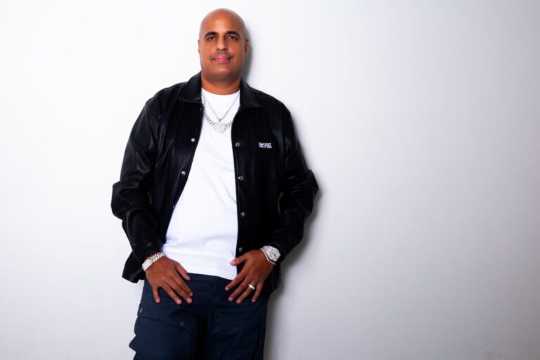 dj-lobo-se-apodera-de-los-sabados-en-«el-ritmo-de-ny»