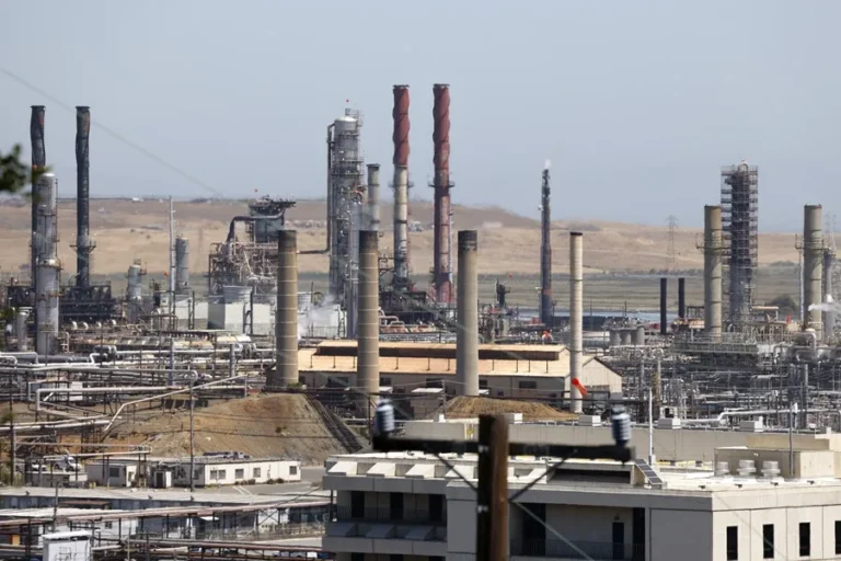 la-gasolina-sube-casi-un-17-%-en-eeuu.-desde-el-inicio-de-la-guerra-con-iran