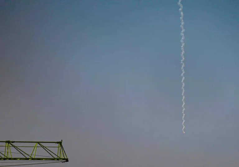 arabia-saudi,-emiratos-y-kuwait-dicen-que-han-interceptado-ataques-lanzados-por-iran