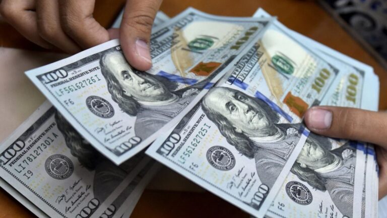 dolar-cae-por-debajo-de-los-60-pesos-y-marca-su-nivel-mas-bajo-de-2026