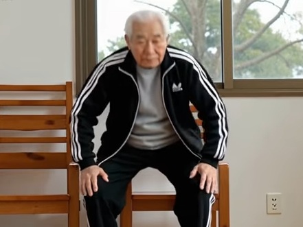 mira-aqui-tres-ejercicios-para-personas-mayores-de-60-anos