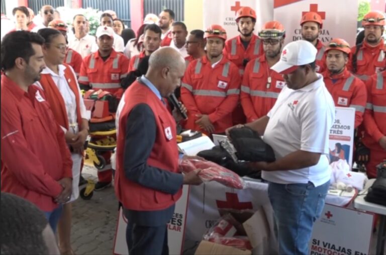 mas-de-10-mil-voluntarios-en-calles-y-playas-en-semana-santa