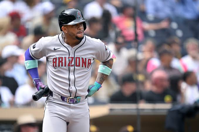 marte-se-luce-con-jonron,-pero-dodgers-celebran-con-victoria-tras-recibir-sus-anillos