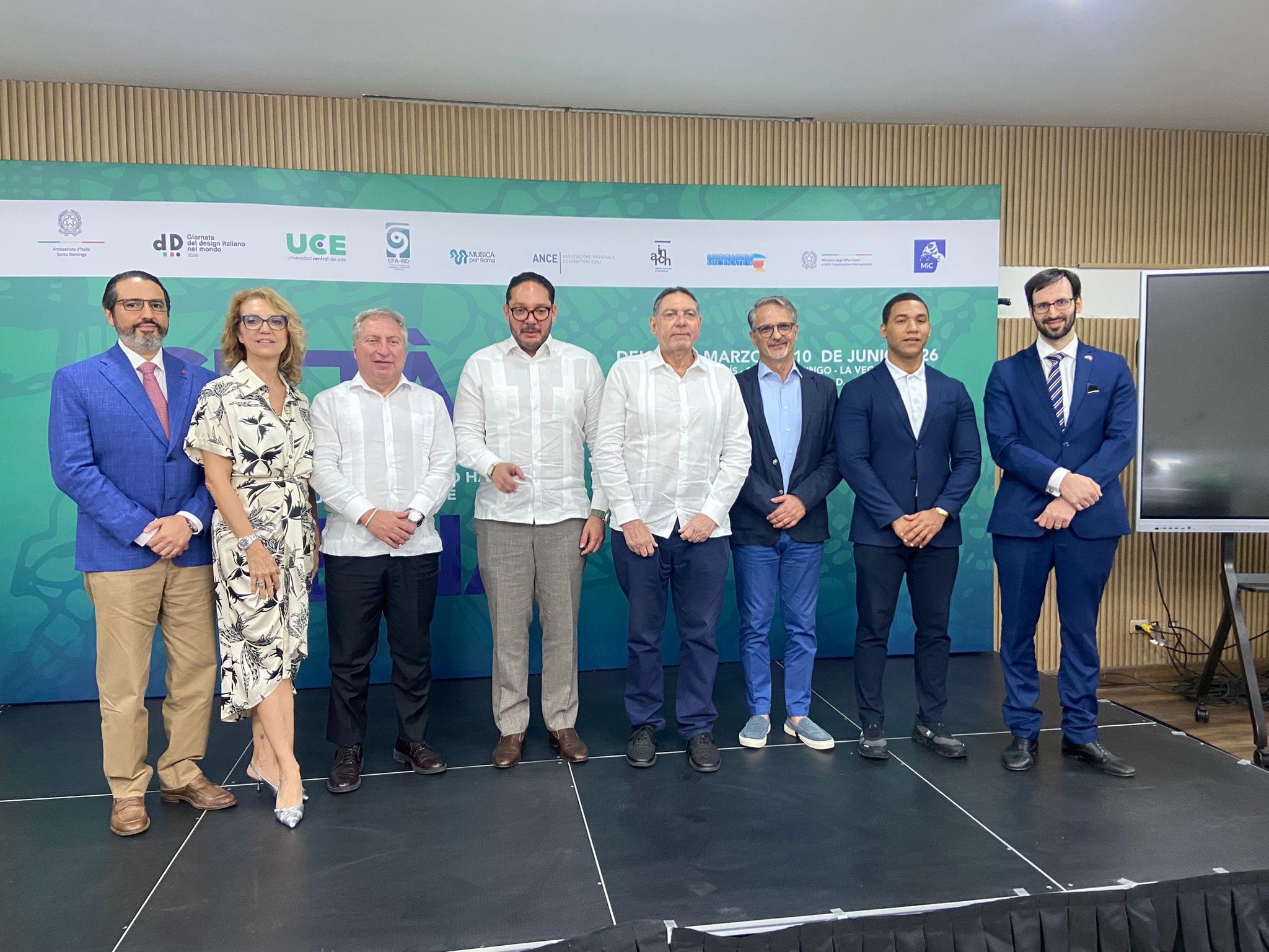 4996d327-7aa3-4032-b2e2-aa7f71c5d340