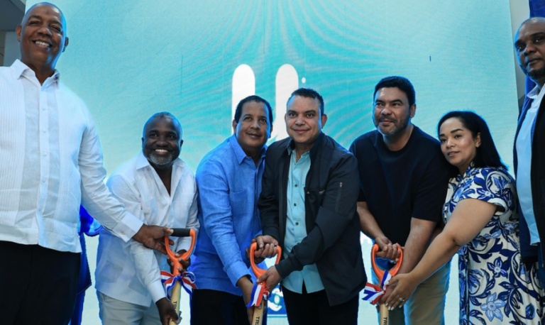 9367-director-sns-asegura-inversion-en-salud-de-rd-esta-garantizada