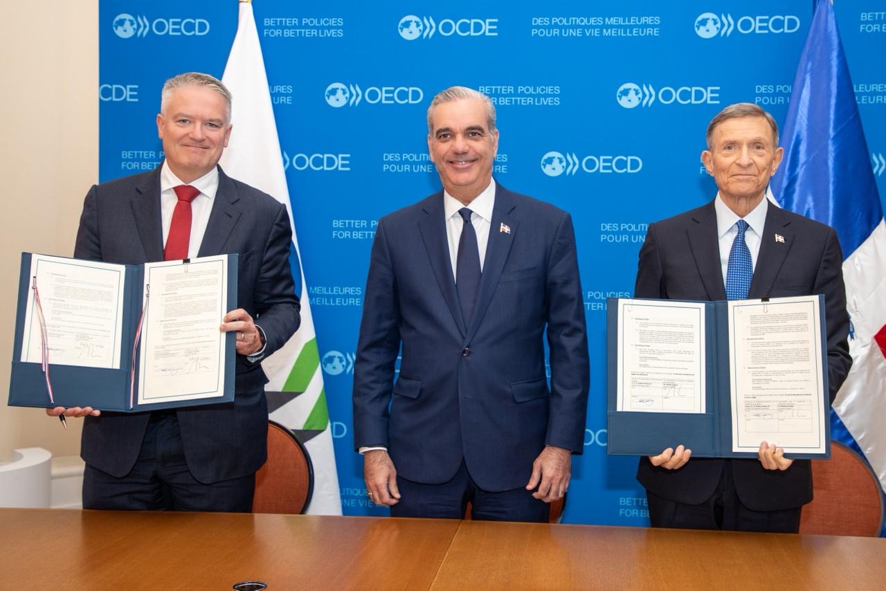 de8fce44-139a-4d44-9ae2-38fecf2cc627