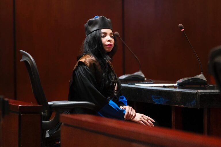 procuradora-yeni-berenice-reynoso-1024x683