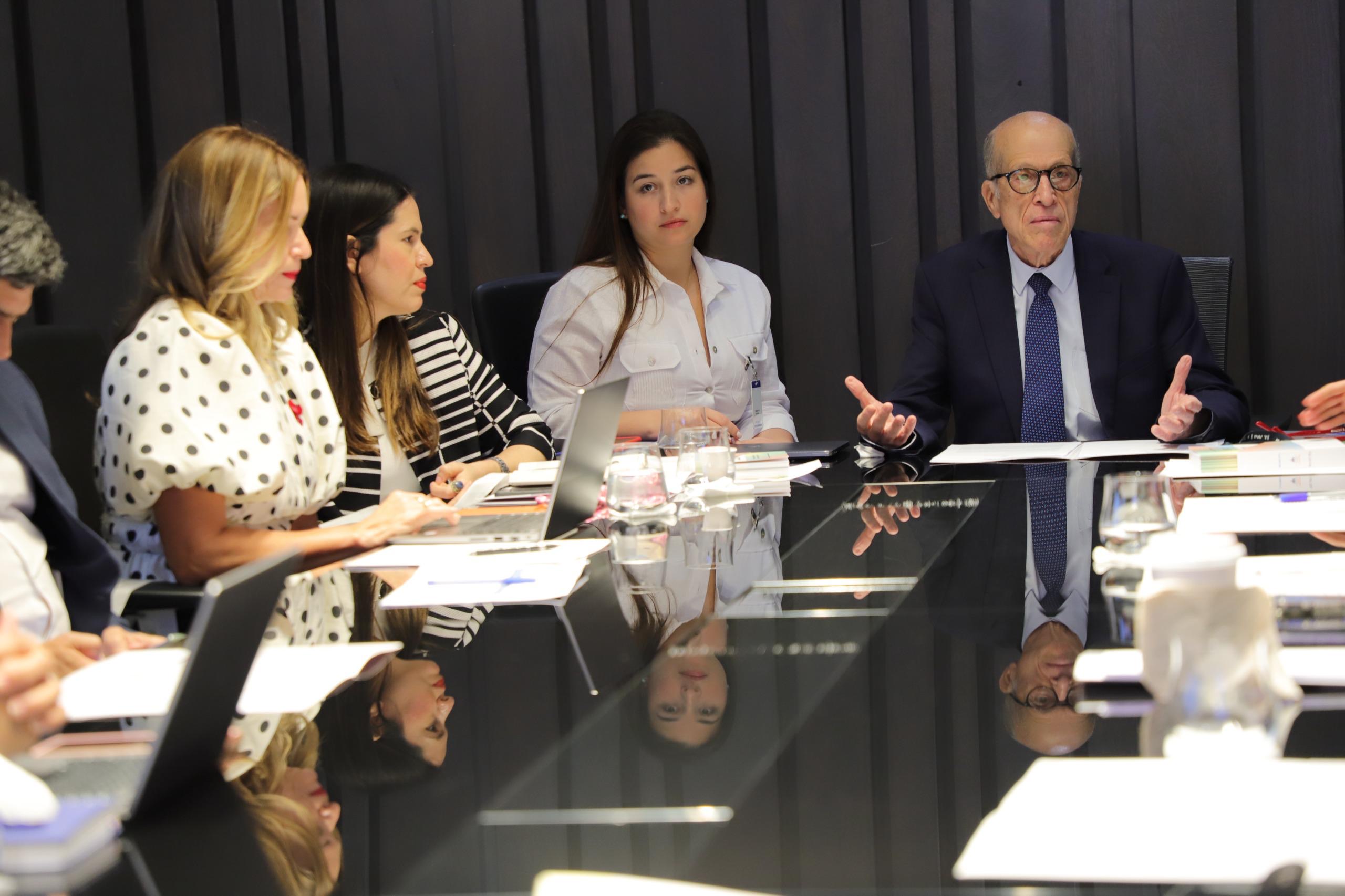 3ba7db0b-a2af-4921-88e2-7d90dba6b64f