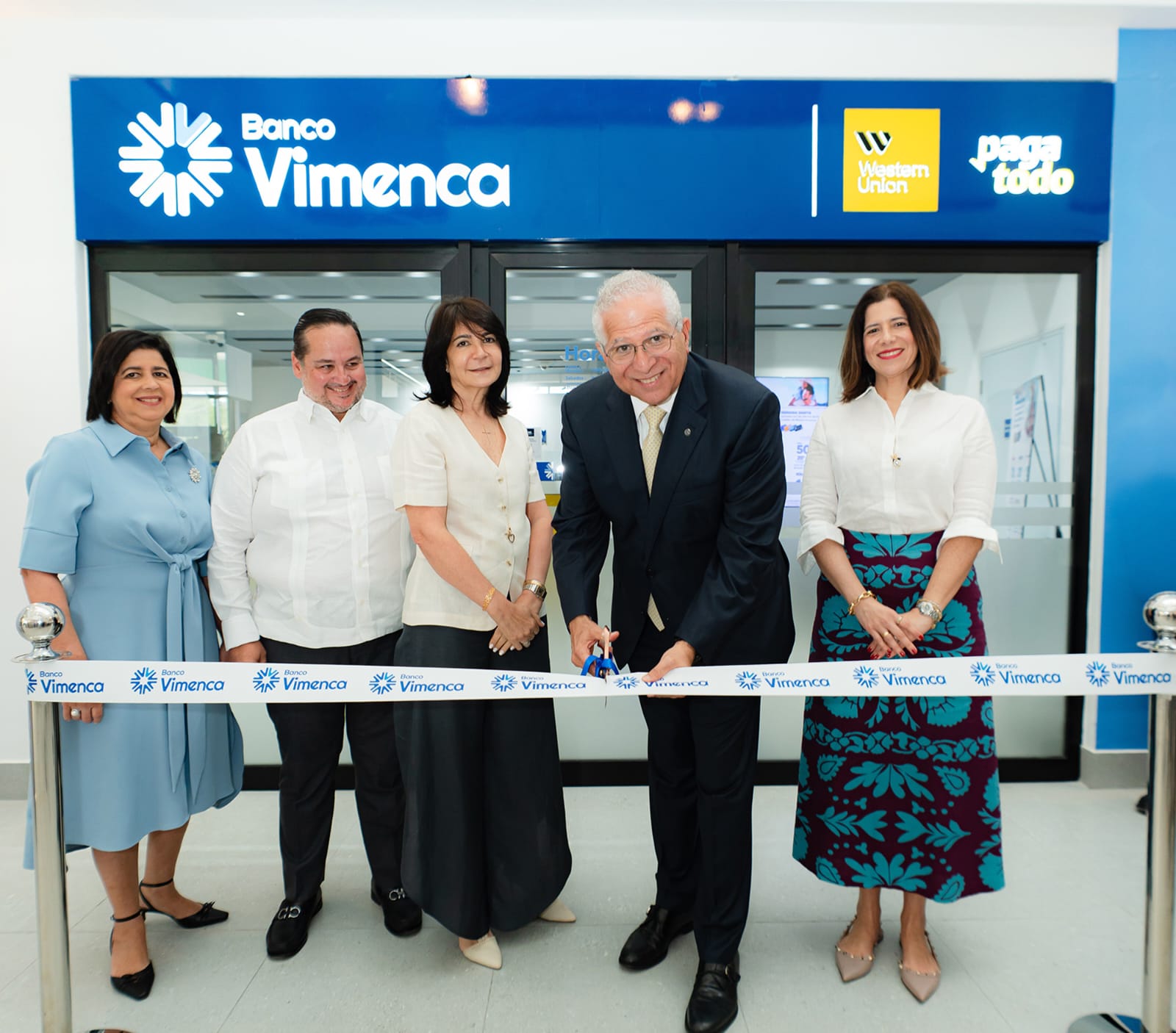 banco-vimenca-inaugura-nueva-sucursal-en-punta-cana