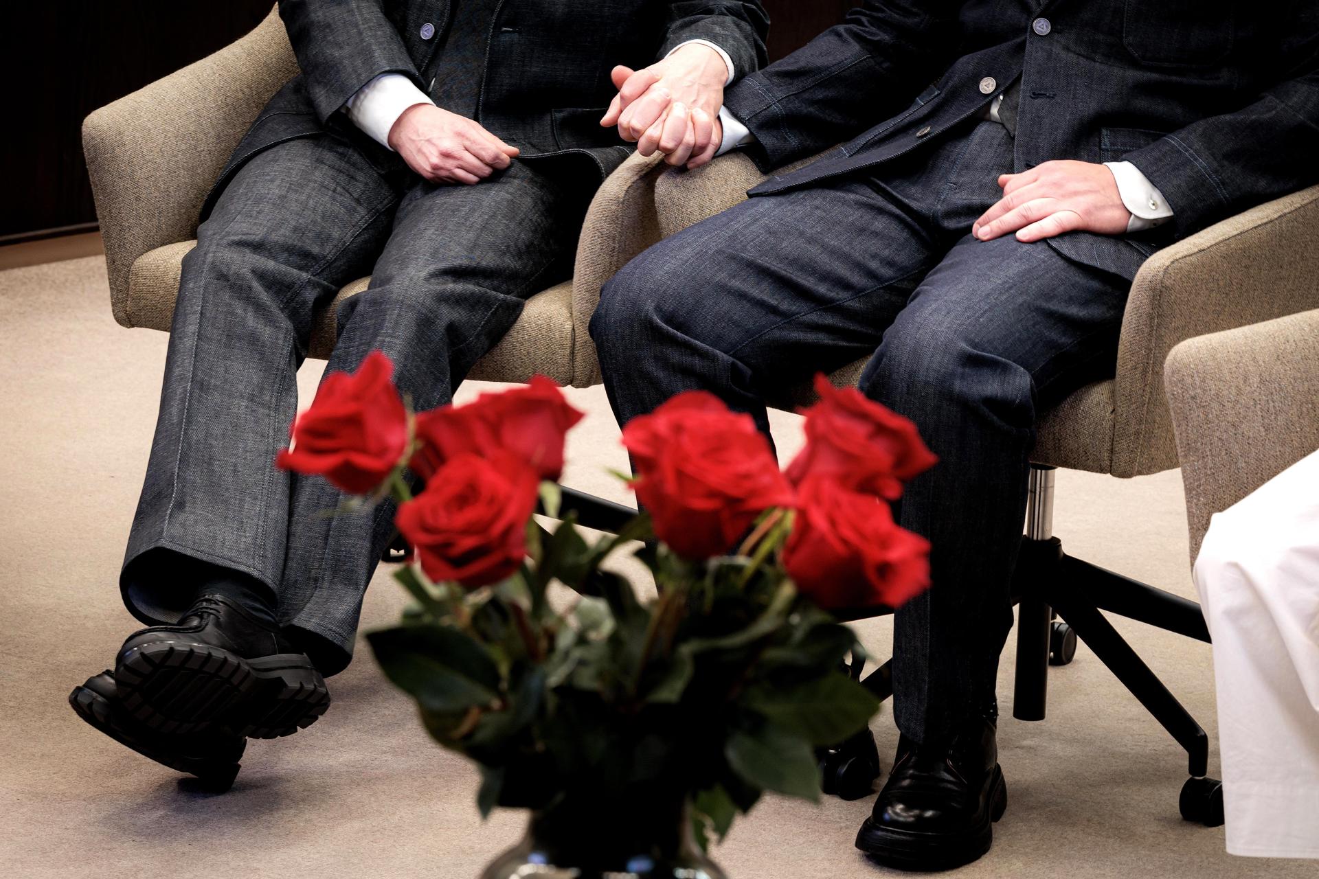 paises-bajos-celebra-25-anos-del-primer-matrimonio-gay-ante-retroceso-en-su-aceptacion