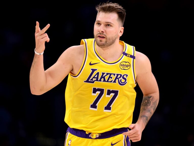 doncic-anota-42-puntos-y-lebron-logra-otro-record-en-victoria-de-los-lakers