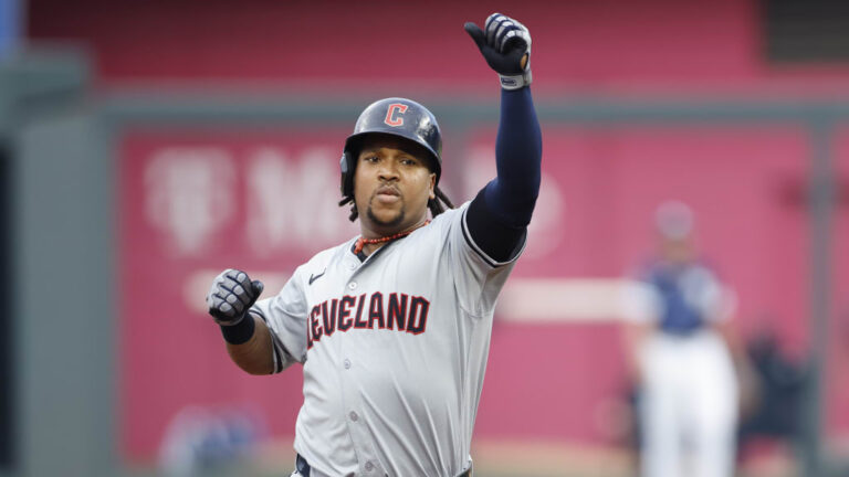 jose-ramirez-implantara-record-historico-de-juegos-con-cleveland