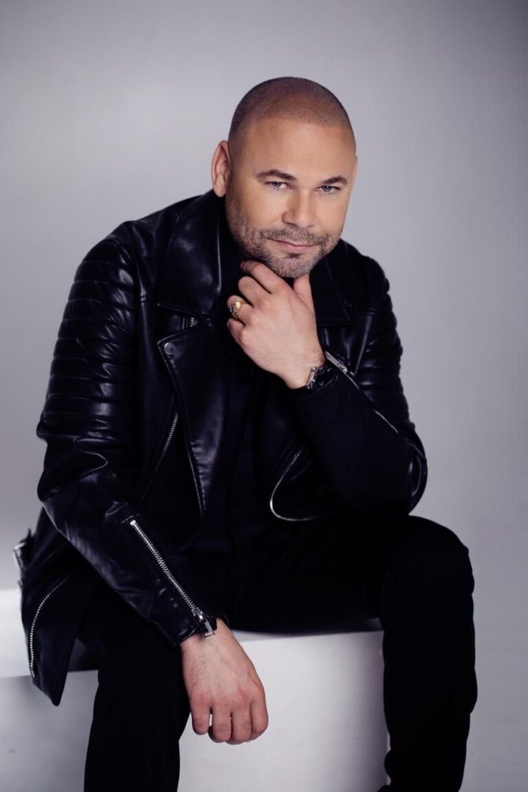 El Prodigio logra dos Discos de Oro en Estados Unidos con “Ven” y “Ella me vivía”