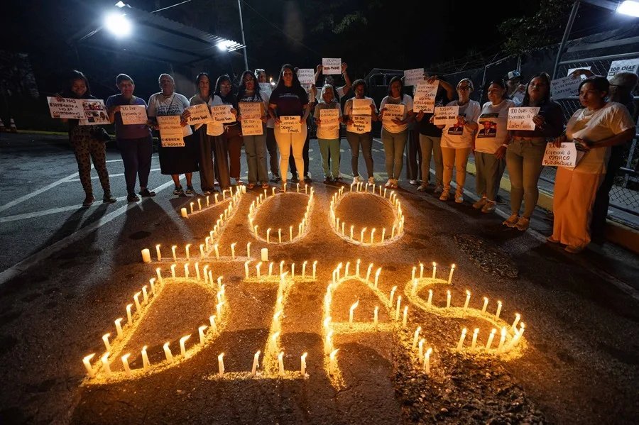 Familiares de presos políticos cumplen 100 días de vigilias frente a cárceles de Venezuela