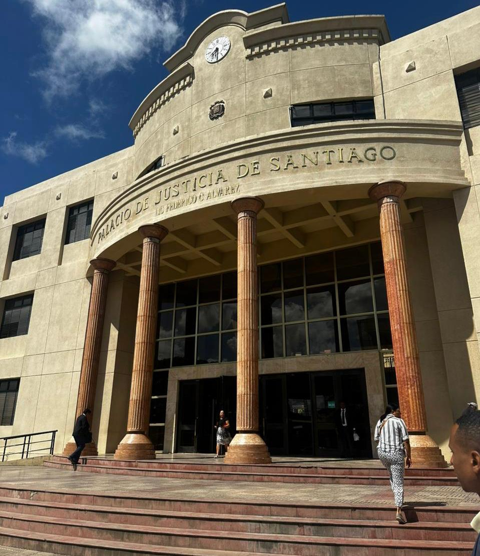 Fijan para el 22 de abril coerción contra implicados en asesinato de chofer en Santiago