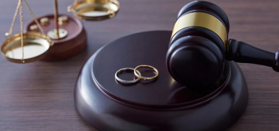 francia-da-un-paso-para-acabar-con-el-deber-de-tener-relacio