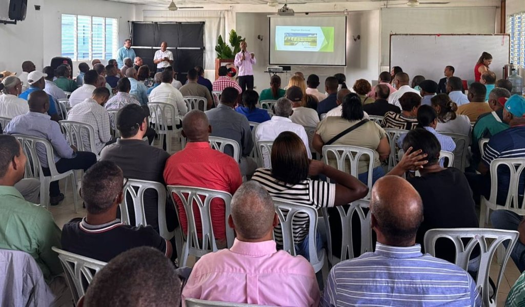 Fuerza del Pueblo analiza Régimen Electoral en SDN