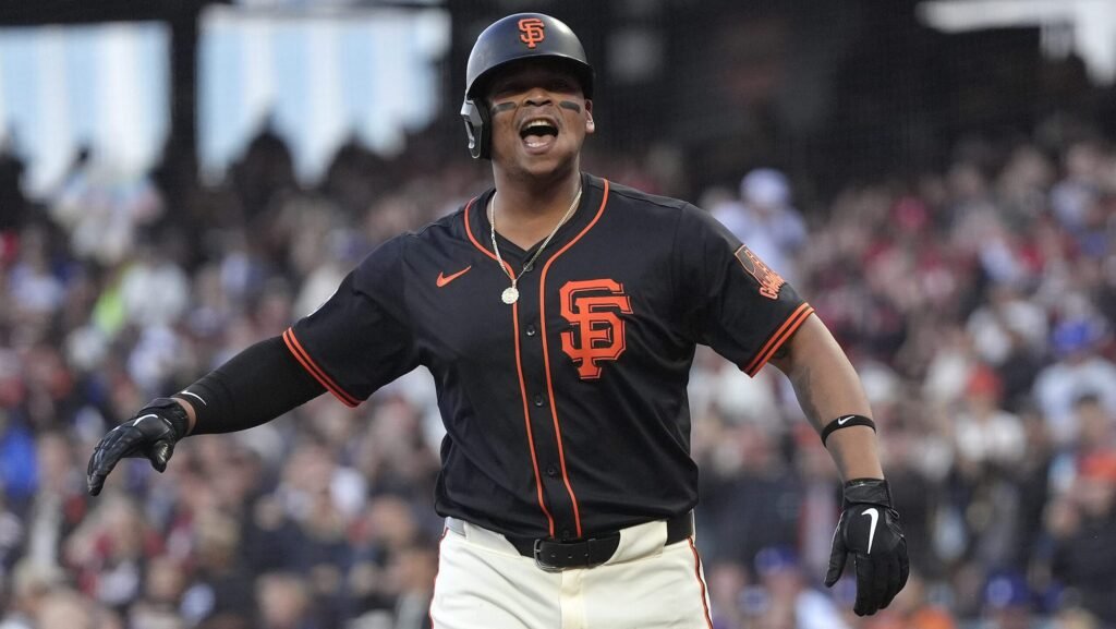 rafael-devers-lidera-a-los-gigantes-con-jonron-clave