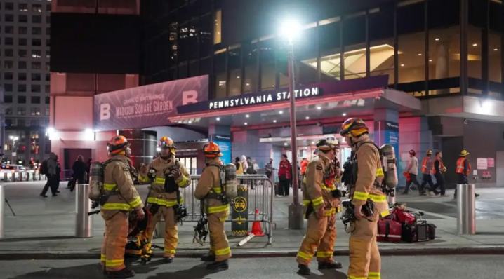 Caos en Nueva York tras incendio en estación de tren: varios obreros resultaron heridos