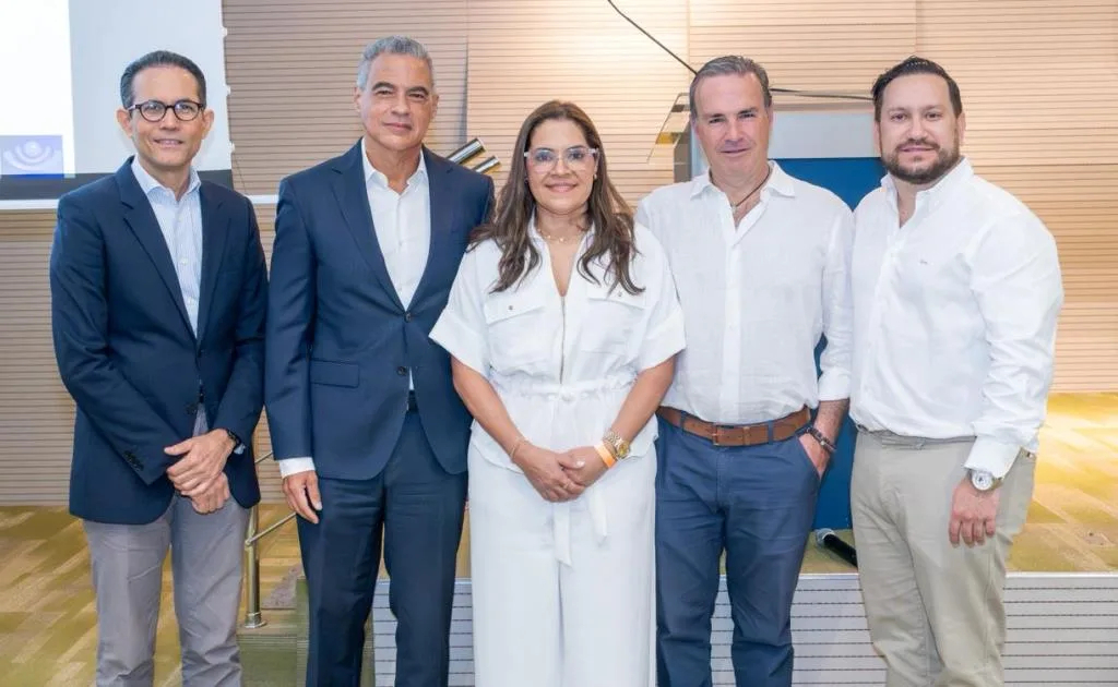 CEDIMAT y ASODOCU celebraron IV Curso de Oculoplastia