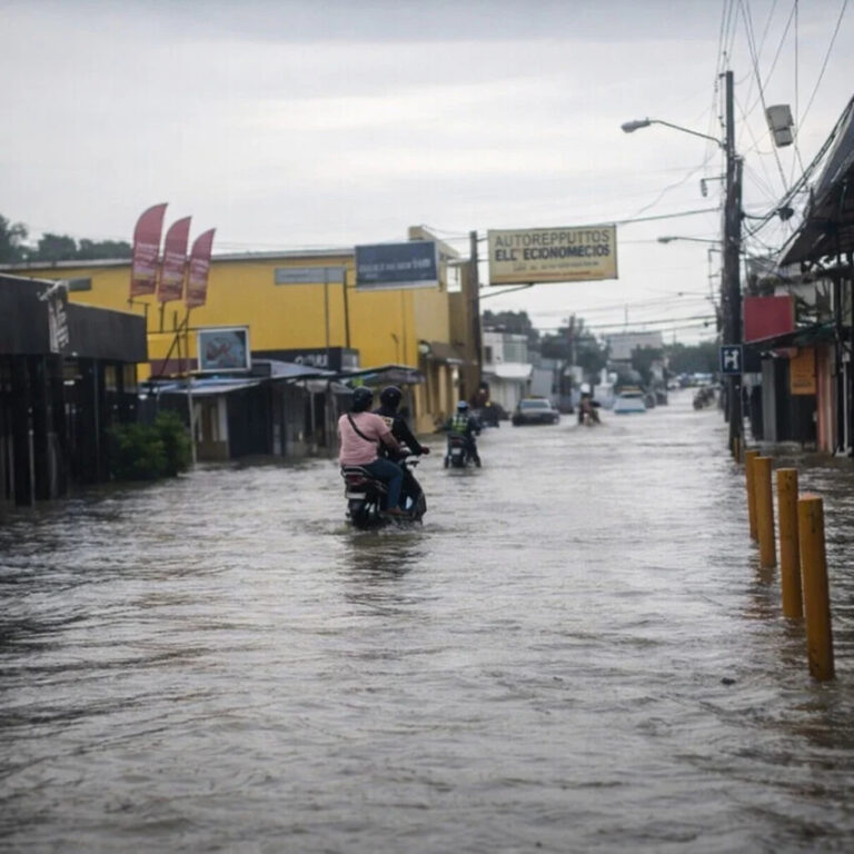 COE amplía alerta verde para 15 provincias y el Distrito por vaguada que llegará este domingo