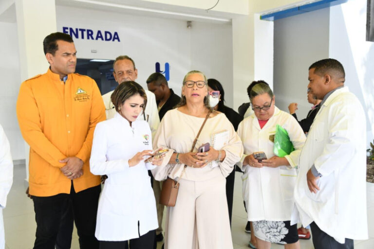 Denuncian precariedades en hospital Vinicio Calventi por falta de insumos, personal y condiciones adecuadas