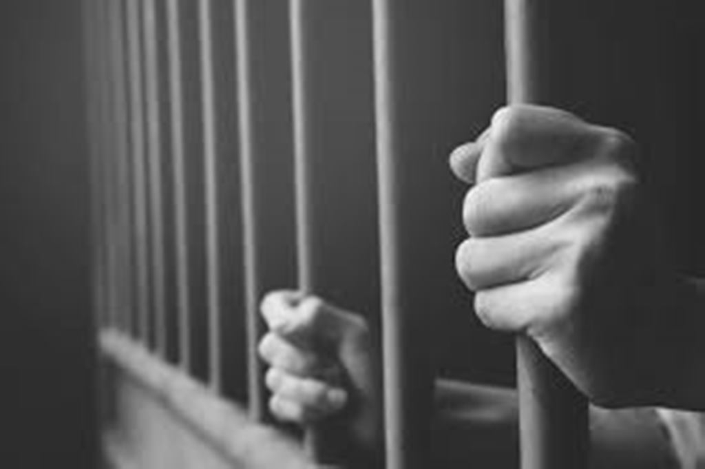 Diez años de prisión a hombre que amputó una mano a otro en Azua