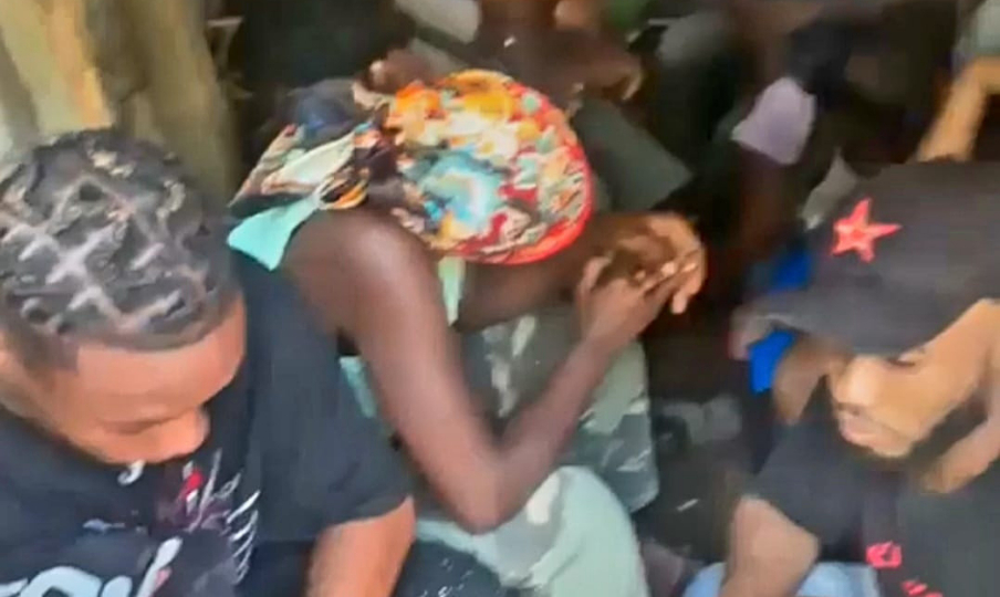 Ejército desmantela punto de acopio y detiene 19 indocumentados en Dajabón