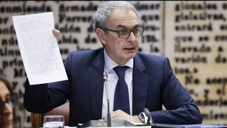El expresidente Zapatero imputado por tres delitos en caso de rescate de compañía aérea