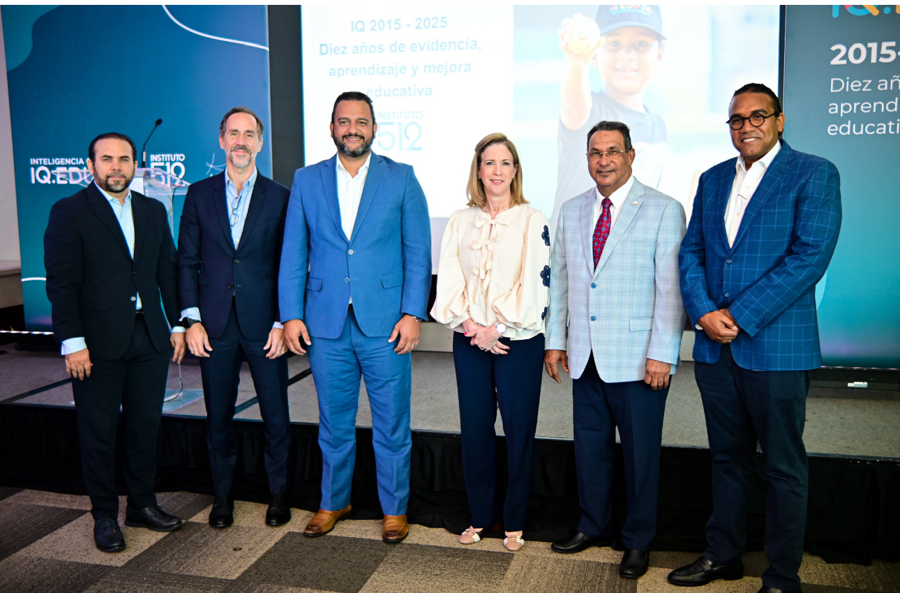 Instituto 512 presenta estudio sobre diez años de impacto de la plataforma iq.edu.do en la educación dominicana
