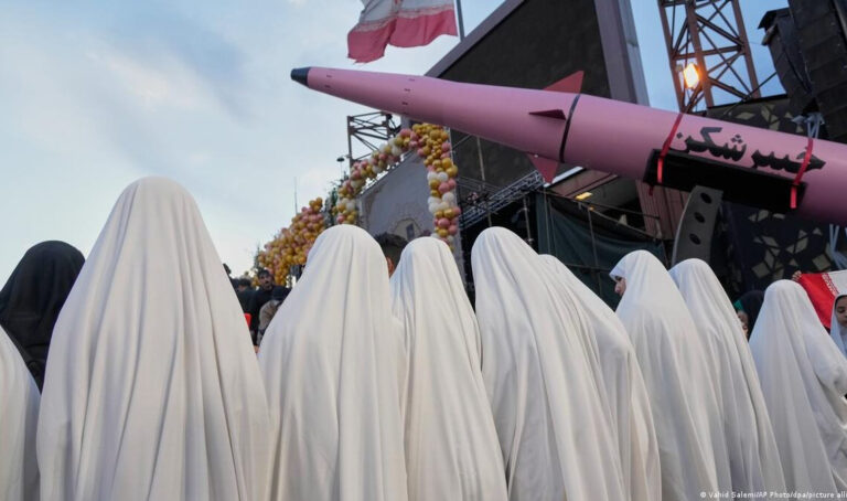 Irán promete respuesta “rápida y poderosa” si Estados Unidos vuelve a atacar