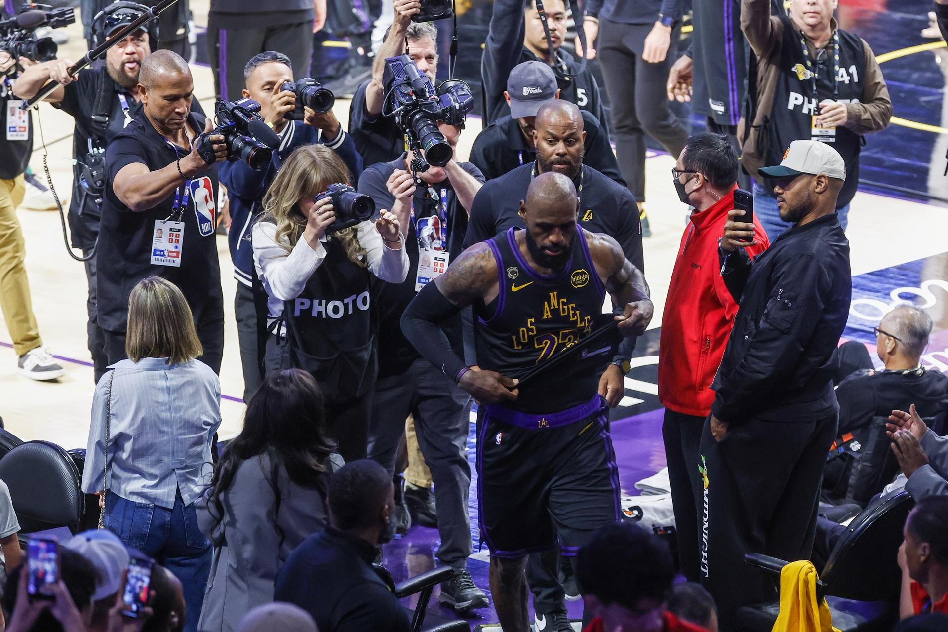 LeBron James: “No sé qué me depara el futuro ahora mismo”