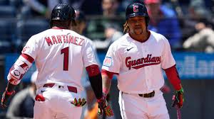 Los dominicanos Ángel Martínez y José Ramírez conectaron un cuadrangular cada uno en la victoria de Cleveland ante Cincinnati