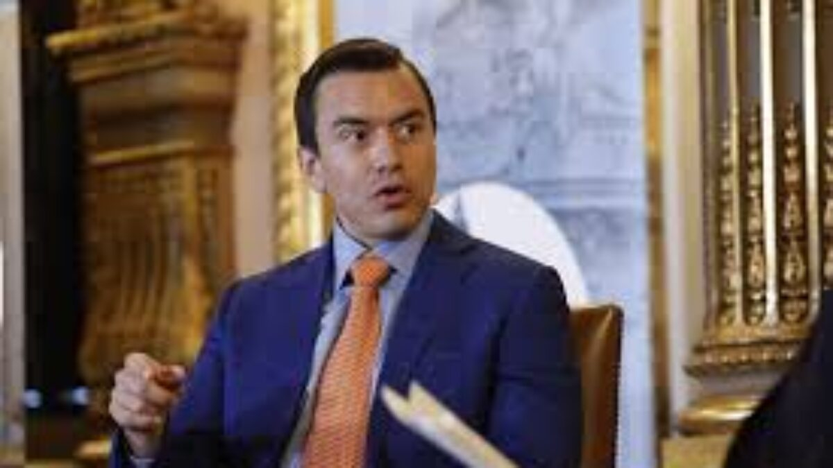 Noboa afirma que Ecuador «está a tiempo» de ganar la lucha contra el «narcoterrorismo»