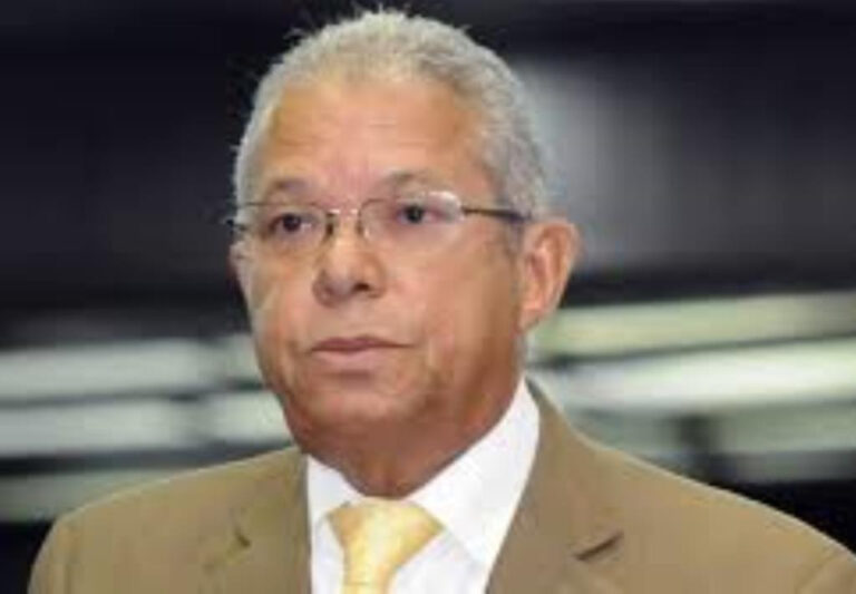Rafael Méndez advierte nueva ley de educación no debe convertirse en otra promesa incumplida