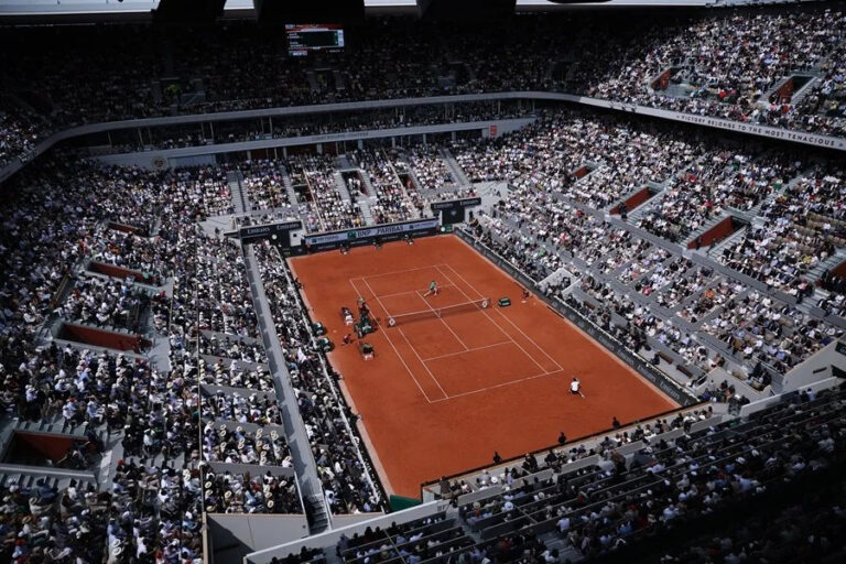 Sinner y Djokovic quedan perfilados para una posible final en Roland Garros