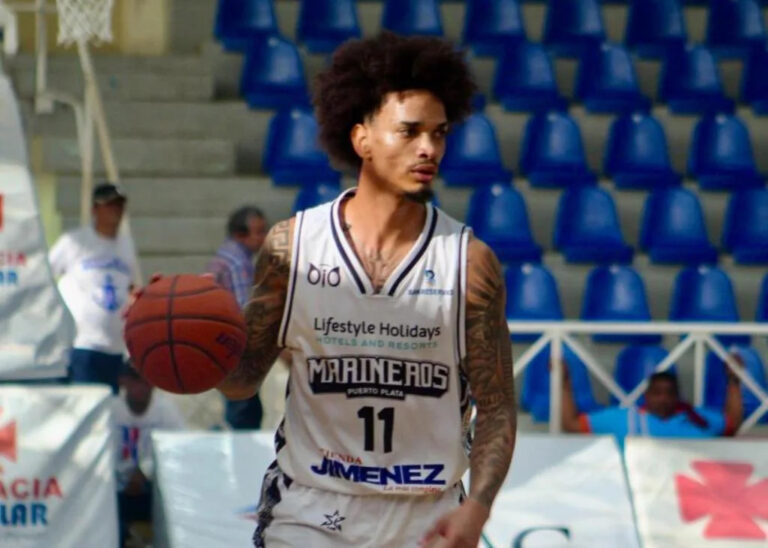 Titanes vence a Marineros con debut de Richard Bautista