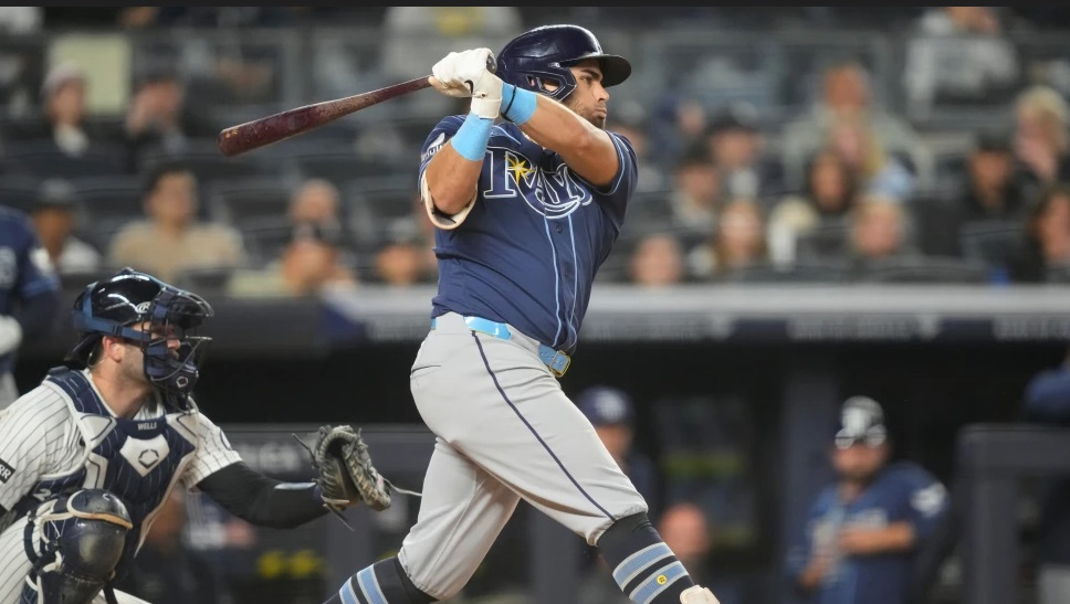 Un error en la octava arruina el regreso de Gerrit Cole y los Rays vencen 4-2 a los Yankees