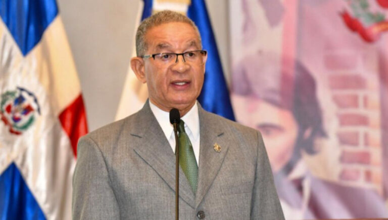 Wilson Gómez asegura comunidad internacional mantiene campaña “injusta” contra República Dominicana por tema haitiano