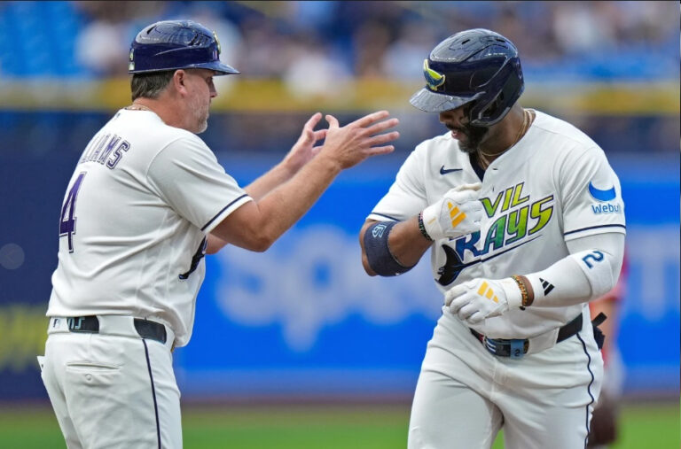 Yandy Díaz conecta dos jonrones y los Rays vencen a los Angels 8-5
