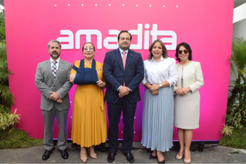 Amadita inaugura moderno centro que fortalece la salud del Norte