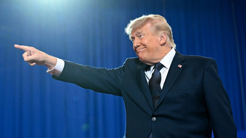 «Barcos del mundo, pongan en marcha sus motores»: Trump confirma el acuerdo con Irán