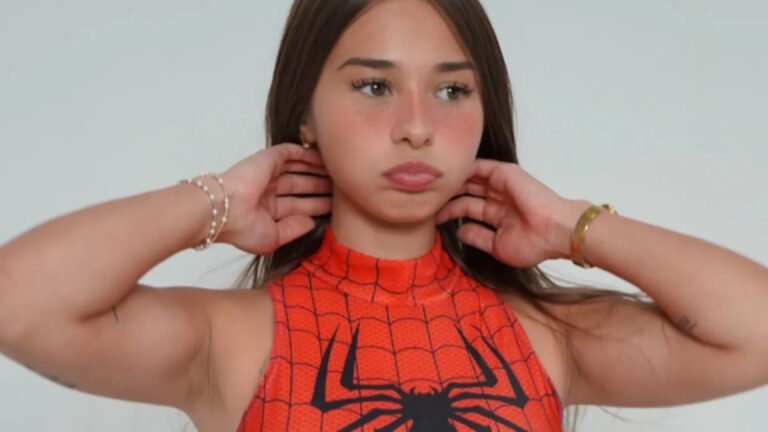 Deportista habría ofrecido US$15 millones a modelo de OnlyFans Sophie Rain