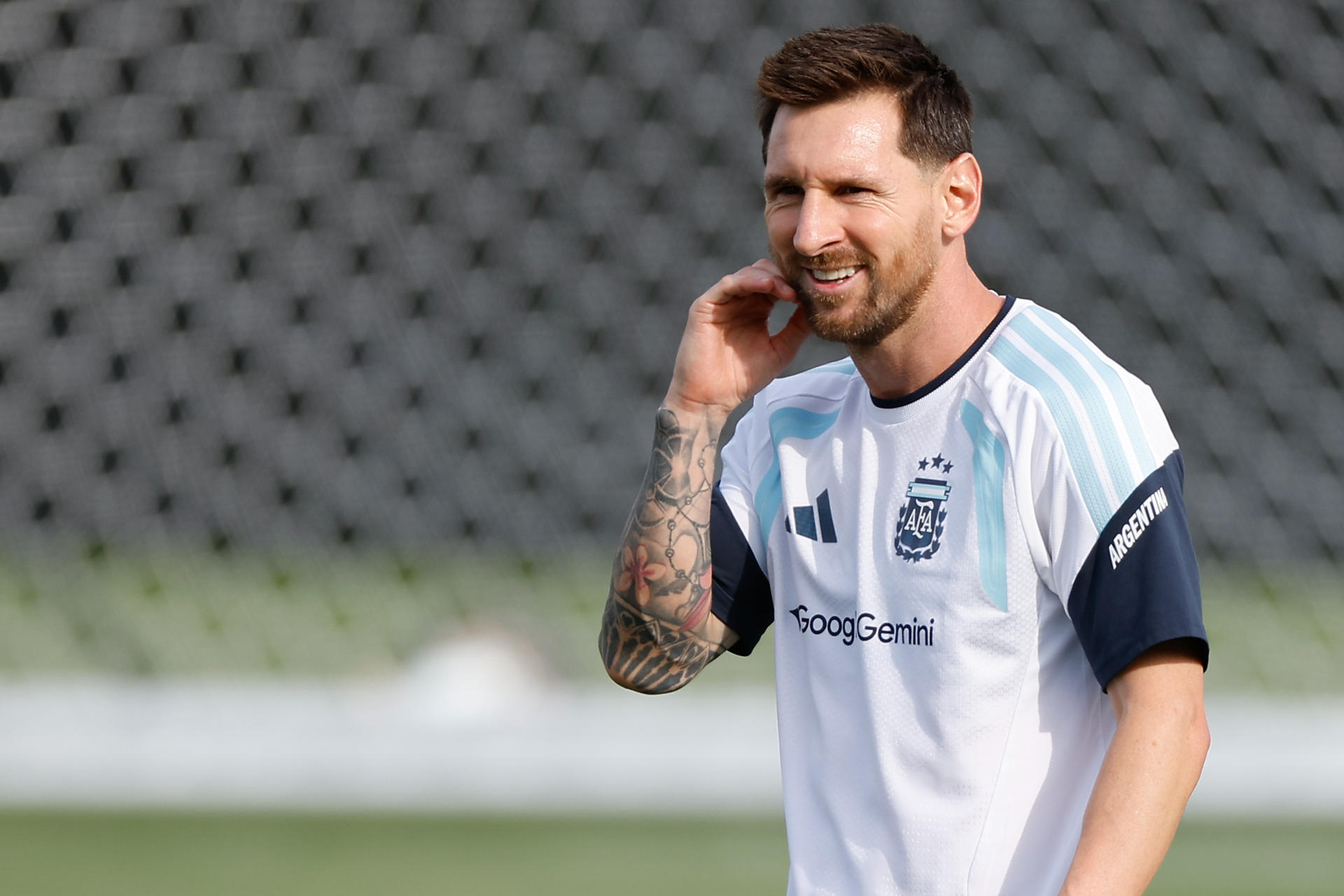 Despiden a presentadora argentina que dio la noticia falsa de la muerte del padre de Messi